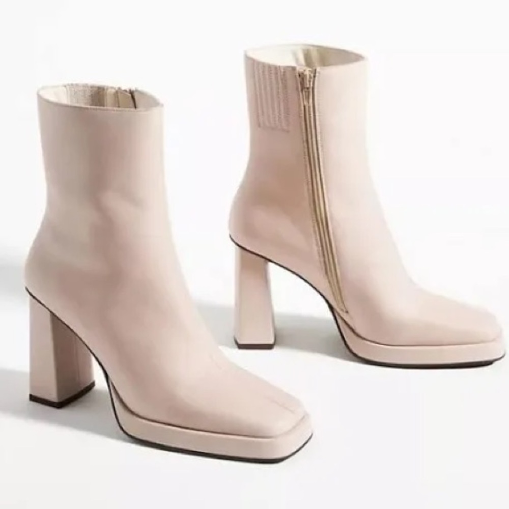 Jeffrey Campbell Maximal Lo ivory/beige Ankle Boots